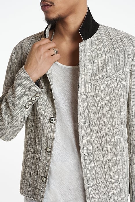 SHORT JACKET WITH WELT CHEST PKT ANGLED BLACK/WHITE 3