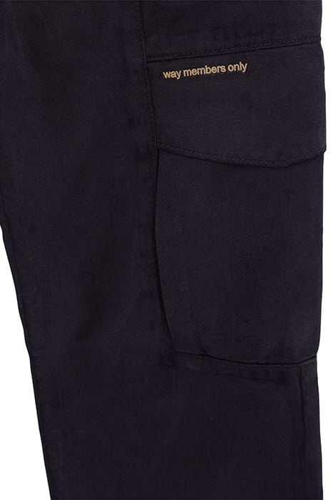 BOYS’ BLACK CARGO JEANS 5