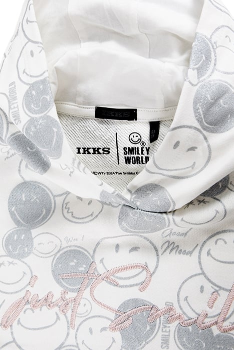 GIRLS’ WHITE HOODIE WITH SILVER ALL-OVER SMILEYWORLD PRINT 6